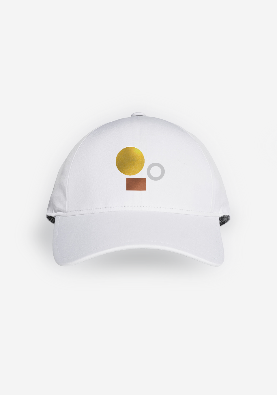 Cappellino bianco per Amaracmand con grafica studiata